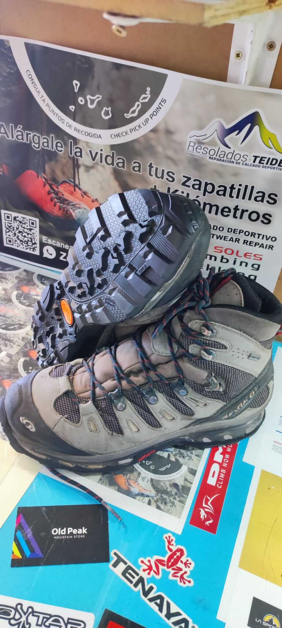 Botas Salomon resoladas